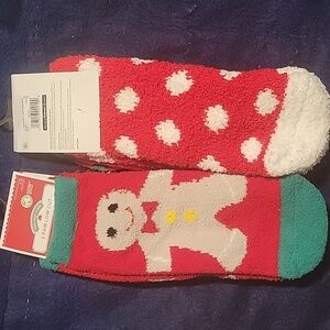 3 pack (2pr/pk) Christmas socks fuzzy
